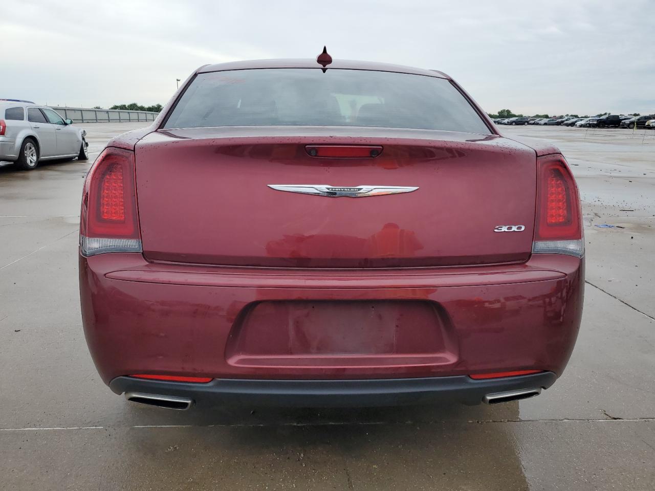 2C3CCAAG5KH614387 2019 Chrysler 300 Touring