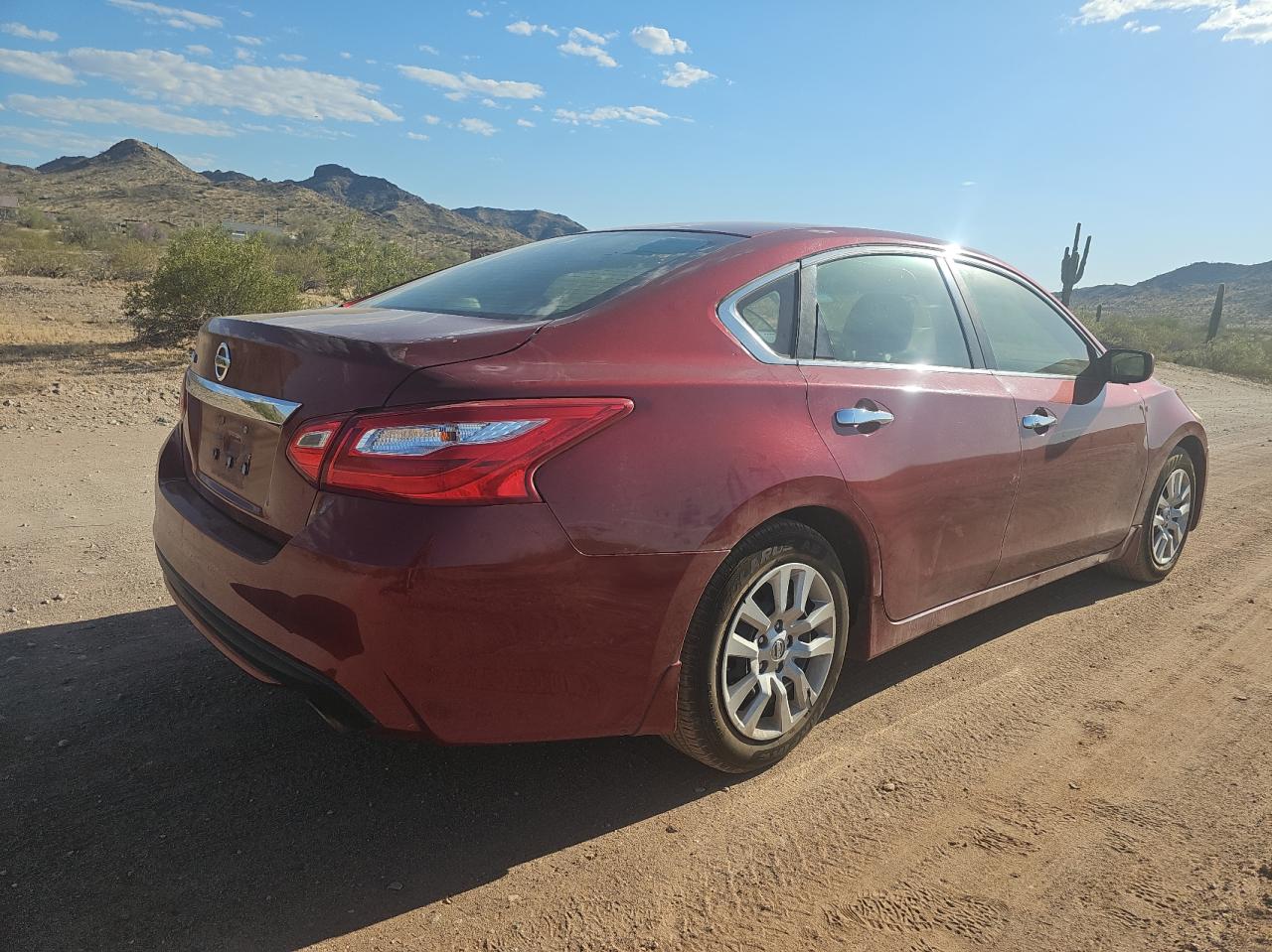 1N4AL3AP2GN386562 2016 Nissan Altima 2.5