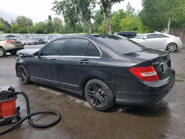 MERCEDES-BENZ C 300 4MAT 2013 black  gas WDDGF8AB2DR244204 photo #3