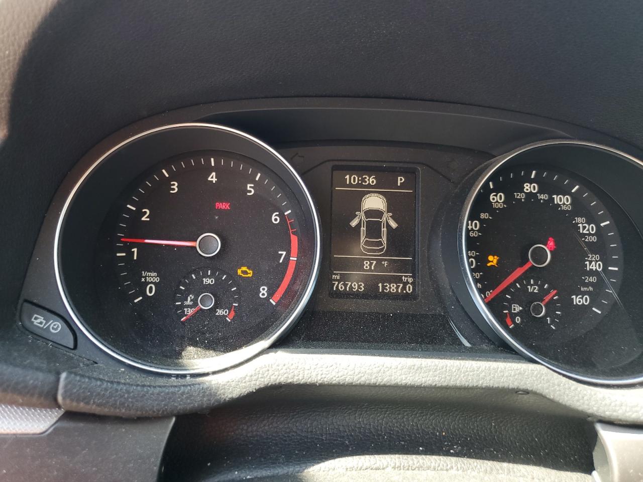 1VWDT7A31HC065134 2017 Volkswagen Passat R-Line