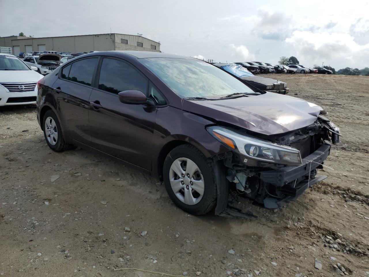 2017 Kia Forte Lx vin: 3KPFK4A7XHE118261