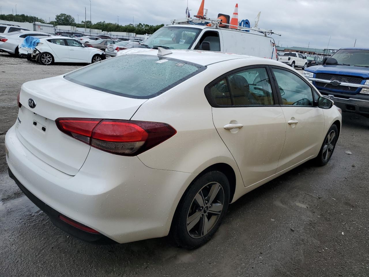 3KPFL4A7XJE253291 2018 Kia Forte Lx