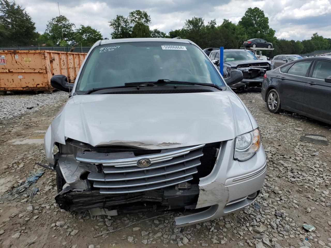 2C8GP64L45R508260 2005 Chrysler Town & Country Limited