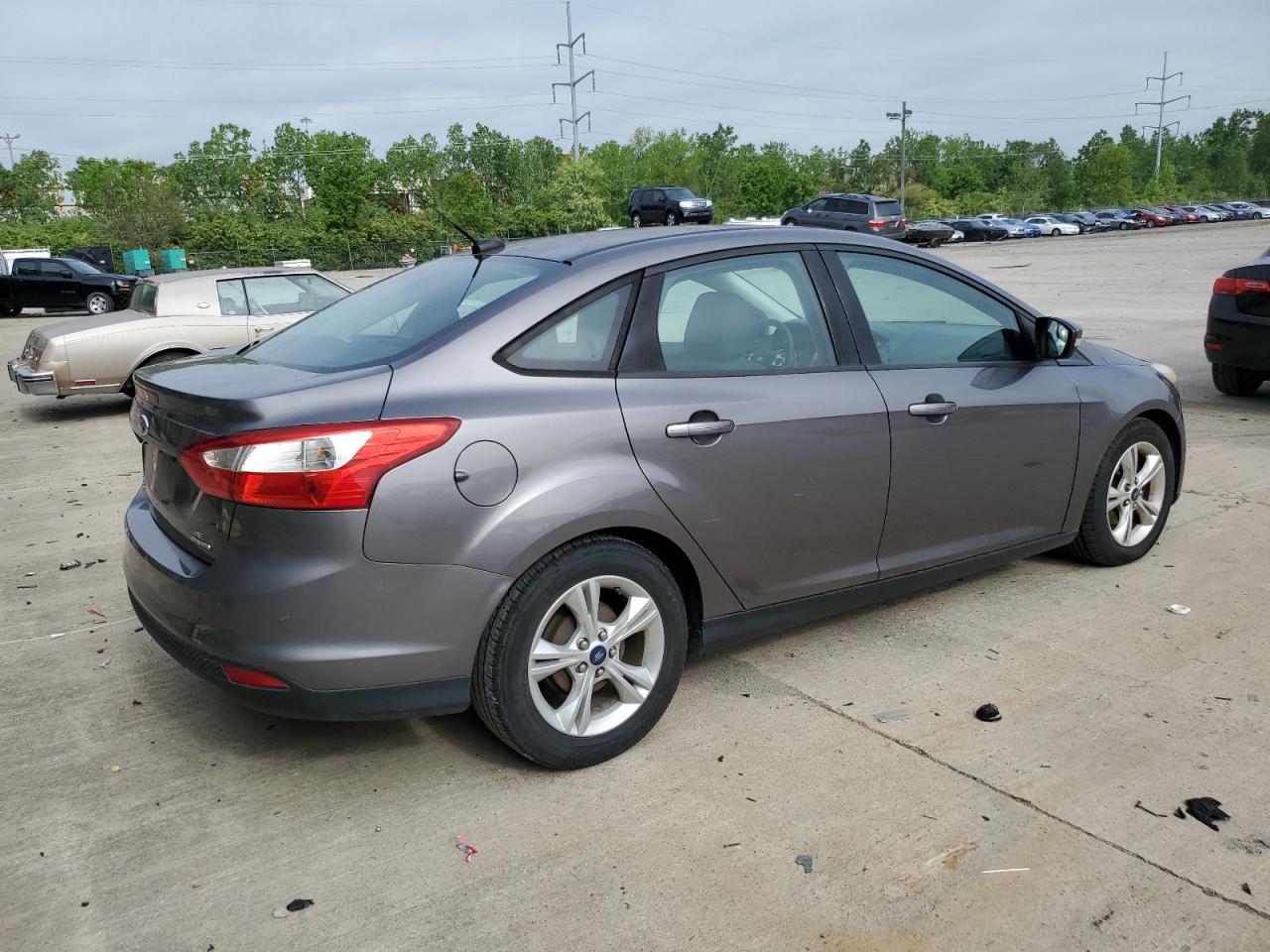 2014 Ford Focus Se vin: 1FADP3F26EL380142