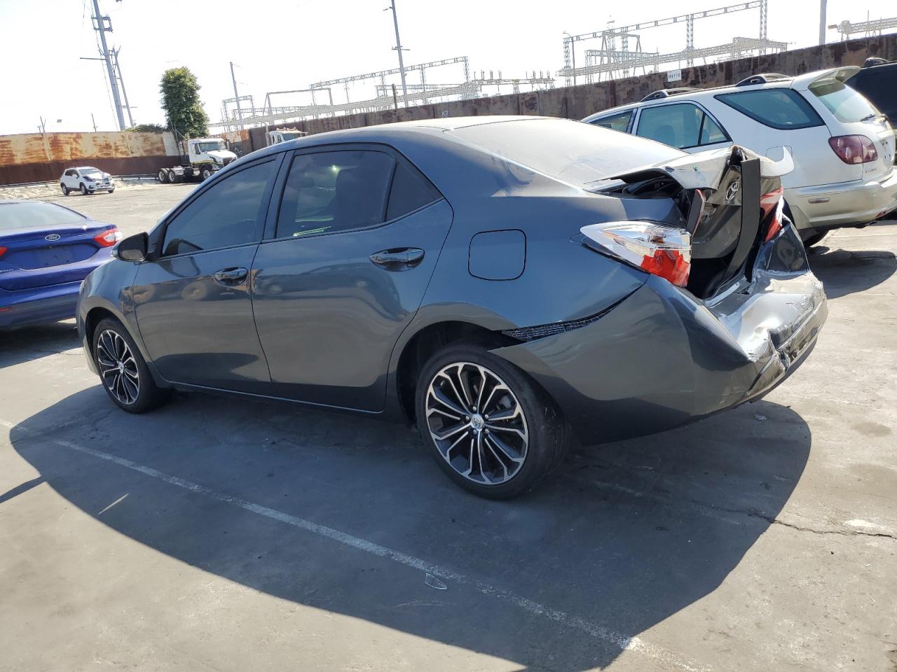 5YFBURHEXFP326016 2015 Toyota Corolla L