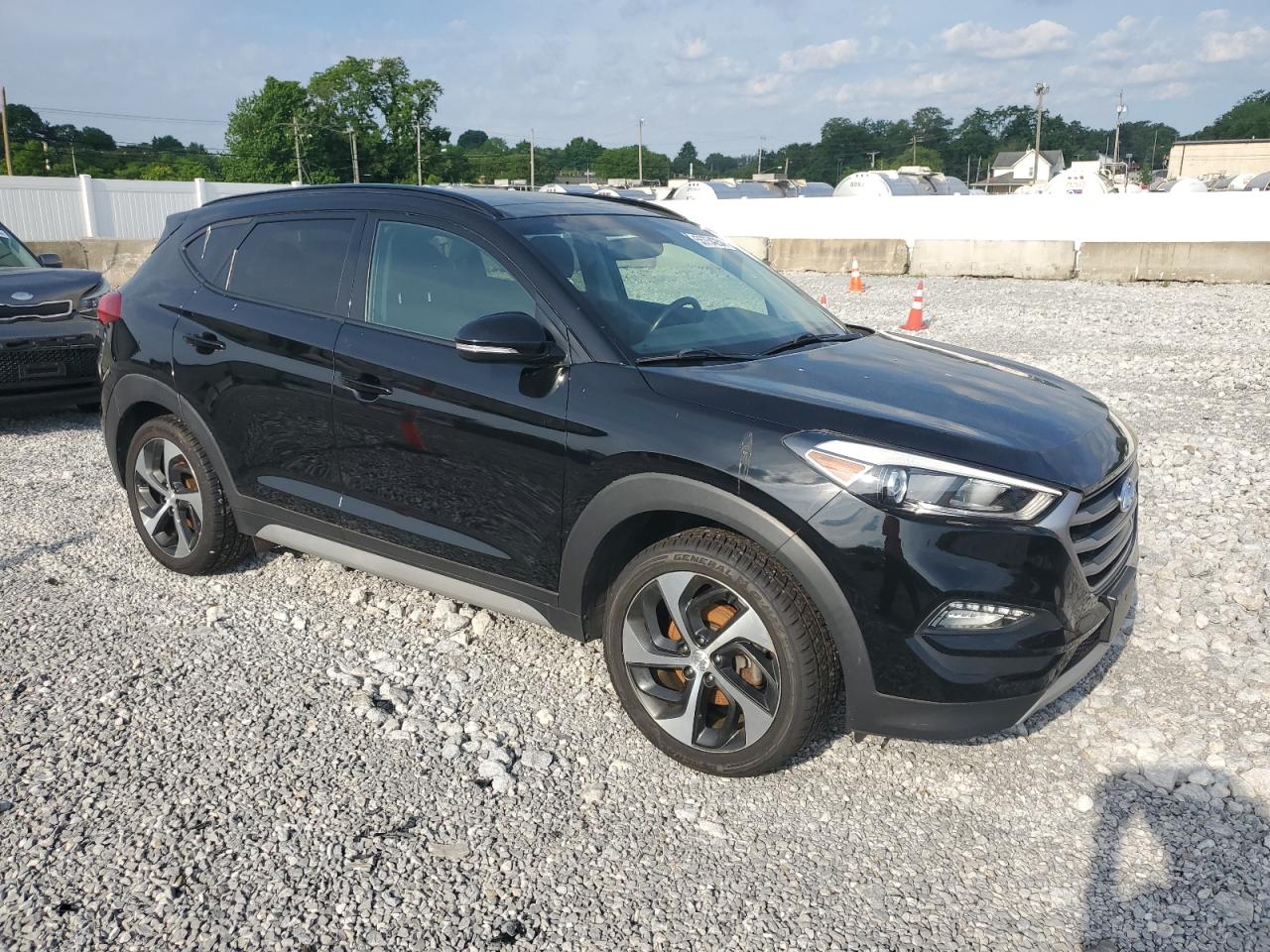 KM8J3CA24HU572749 2017 Hyundai Tucson Limited