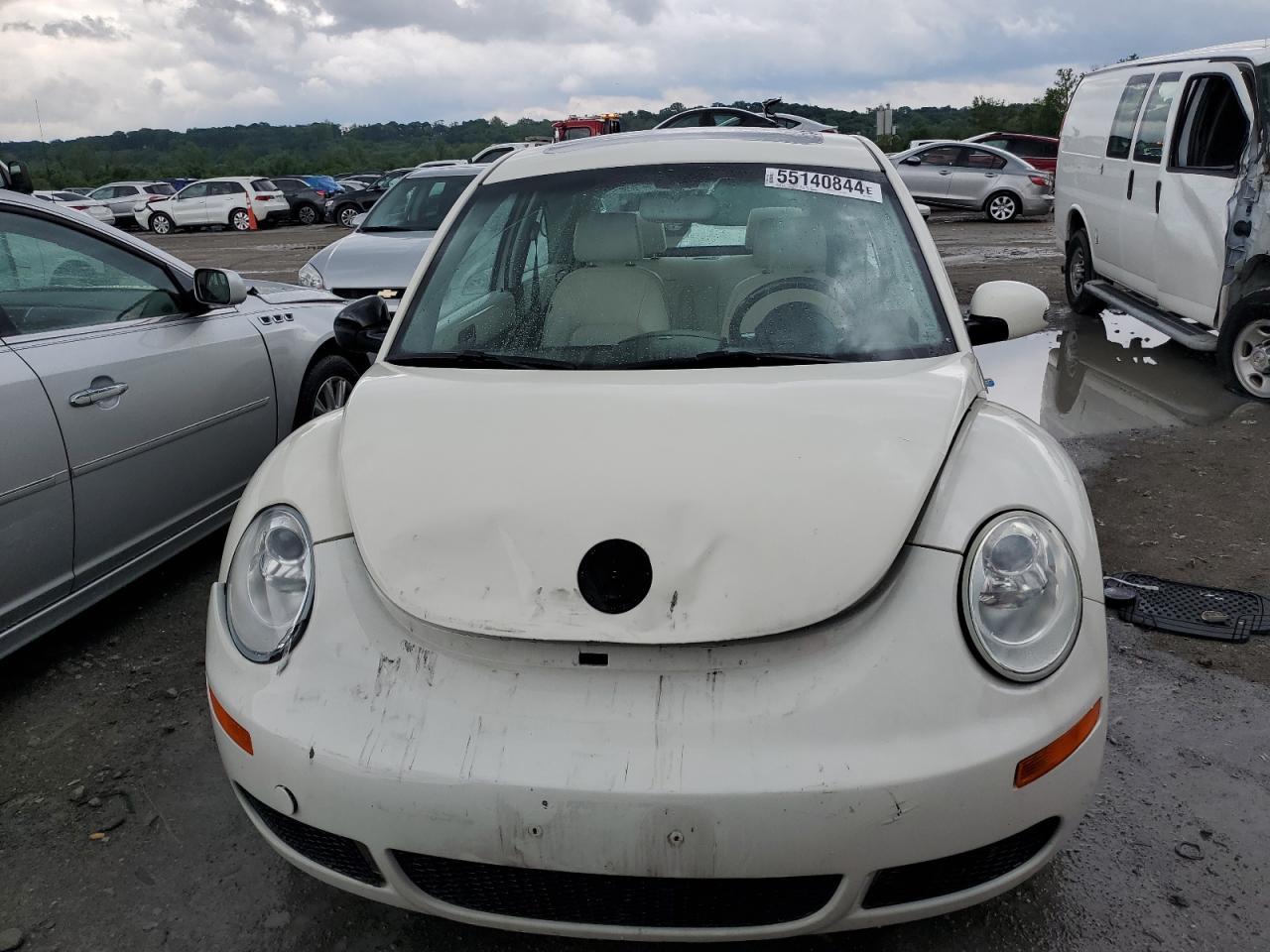 3VWFW31C28M511962 2008 Volkswagen New Beetle Triple White