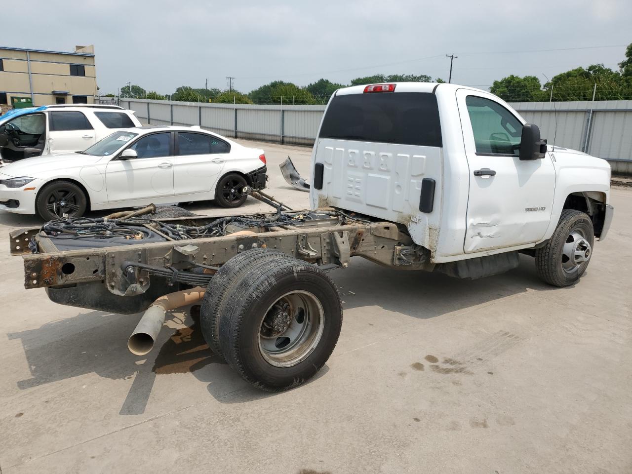 1GB3CYCY5JF221116 2018 Chevrolet Silverado C3500