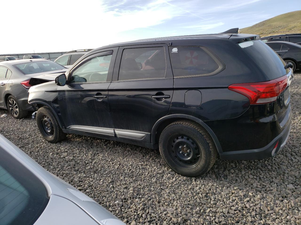 2017 Mitsubishi Outlander Es vin: JA4AZ2A31HZ042466