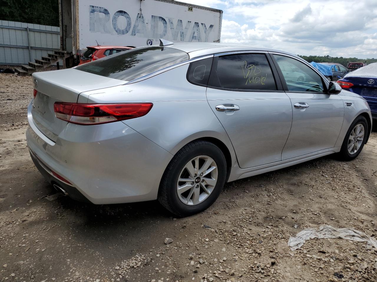 5XXGT4L30GG009700 2016 Kia Optima Lx