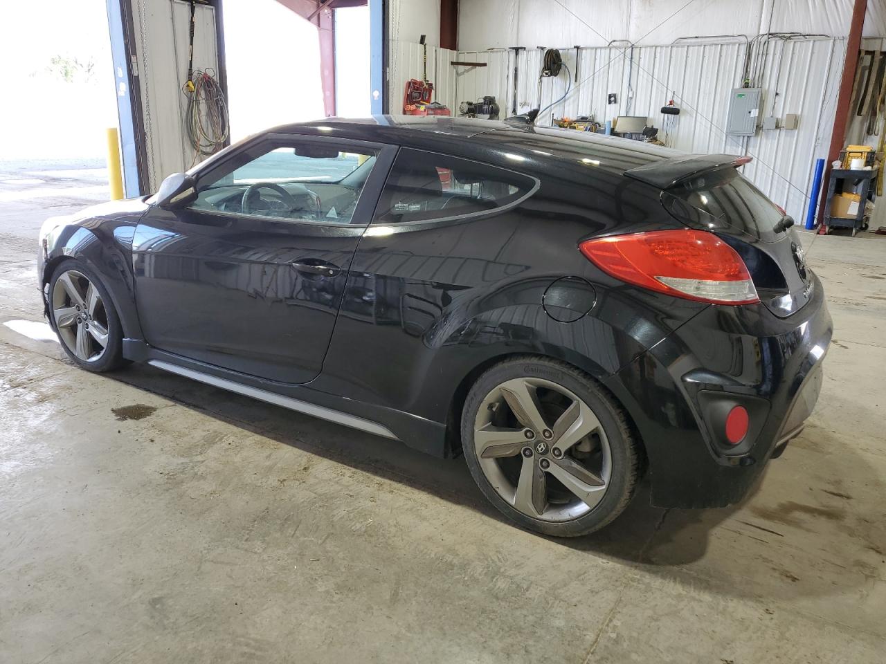 KMHTC6AE5DU137379 2013 Hyundai Veloster Turbo