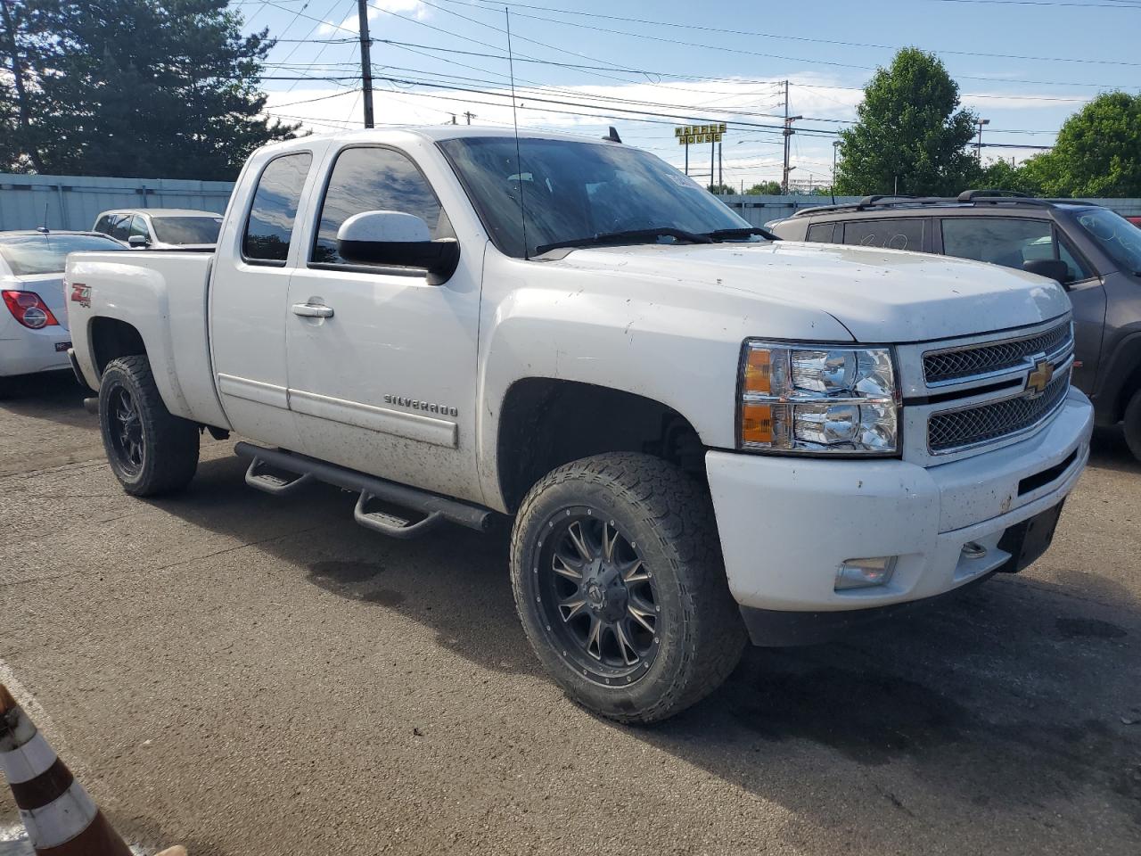 1GCRKSE76DZ175289 2013 Chevrolet Silverado K1500 Lt