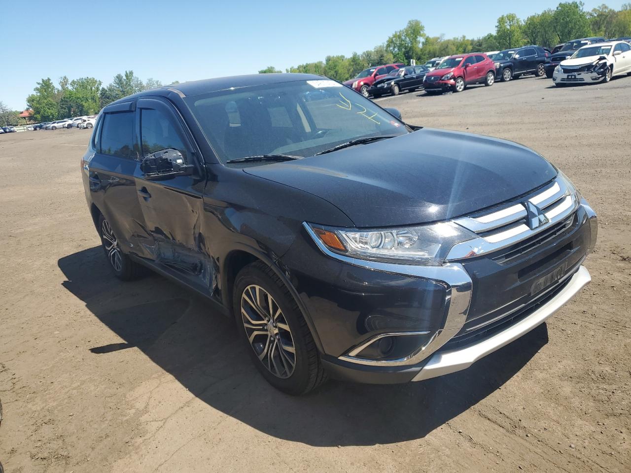 2017 Mitsubishi Outlander Es vin: JA4AZ2A36HZ000388