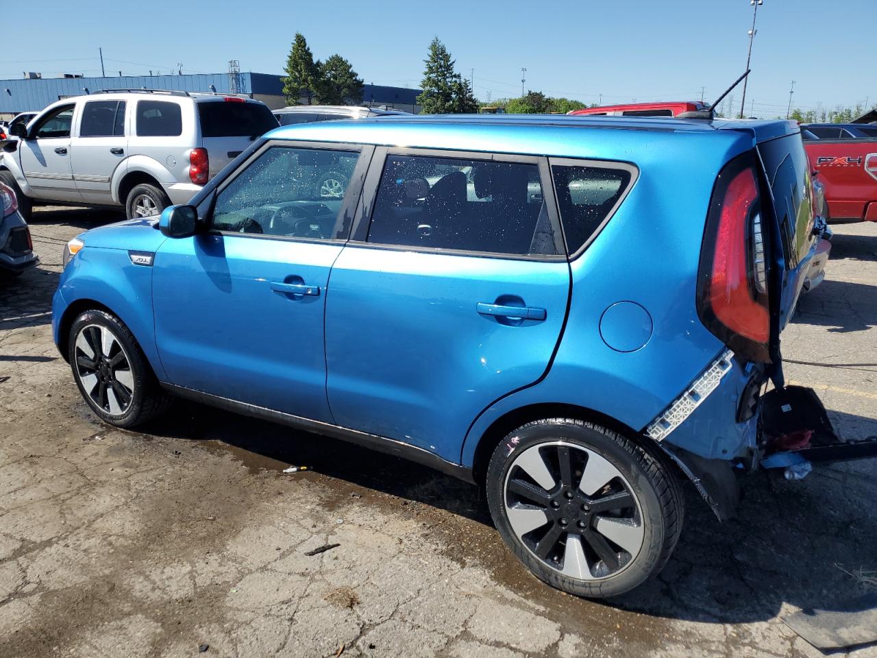 KNDJP3A54H7447087 2017 Kia Soul +