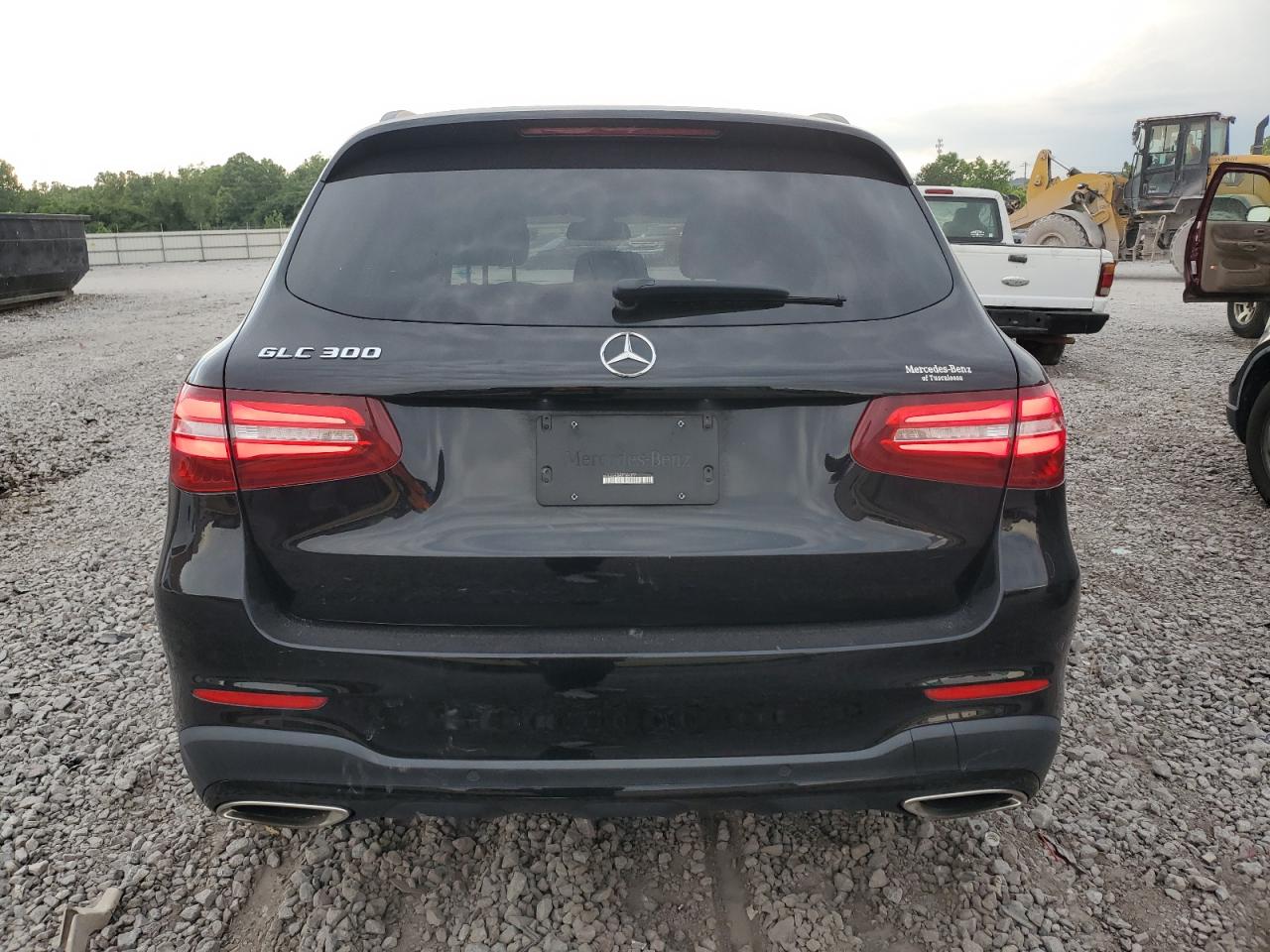 WDC0G4JB4KF664377 2019 Mercedes-Benz Glc 300