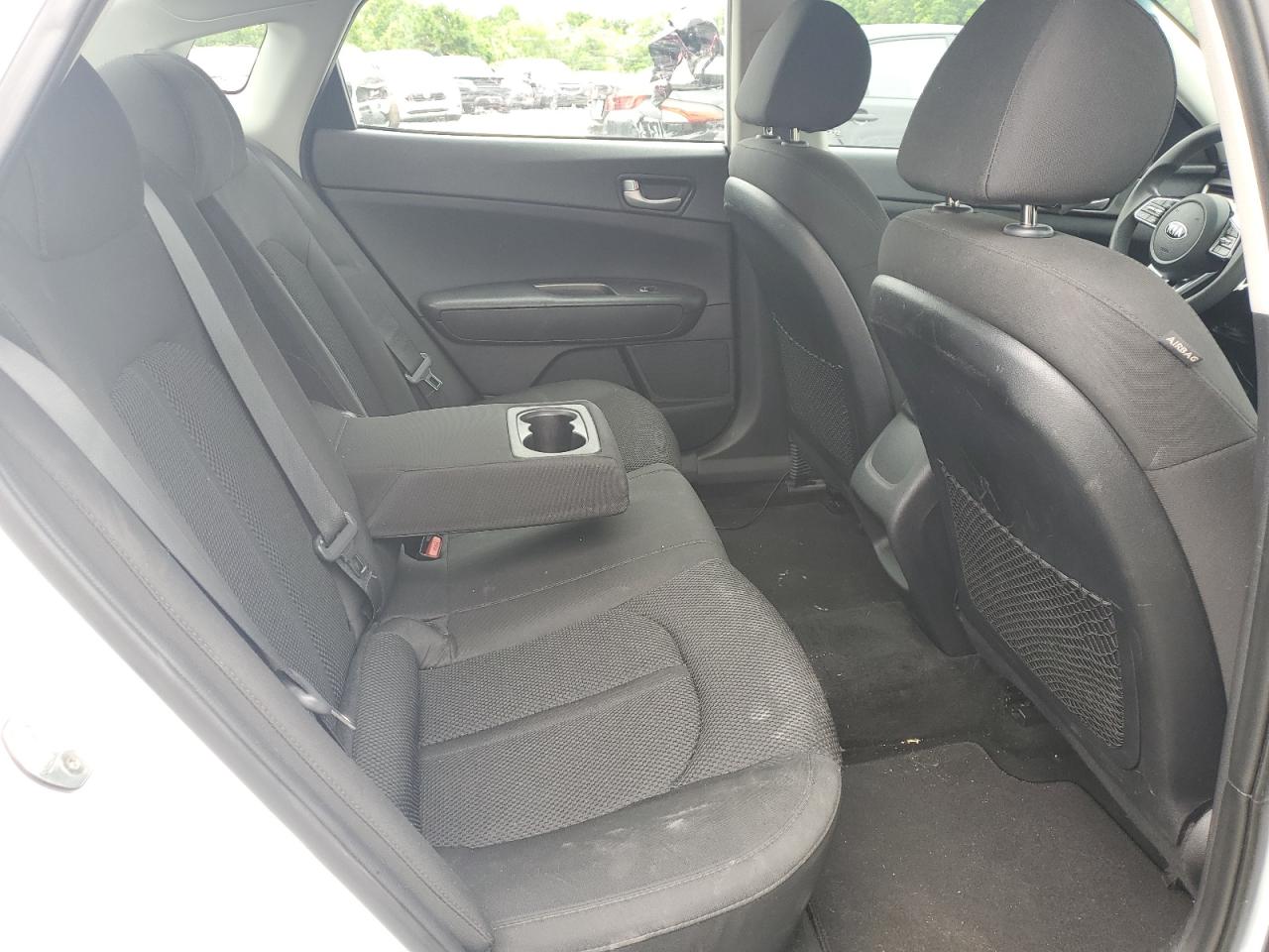 5XXGT4L34KG351613 2019 Kia Optima Lx