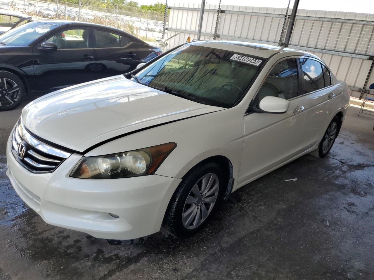 1HGCP3F81BA004807 2011 Honda Accord Exl