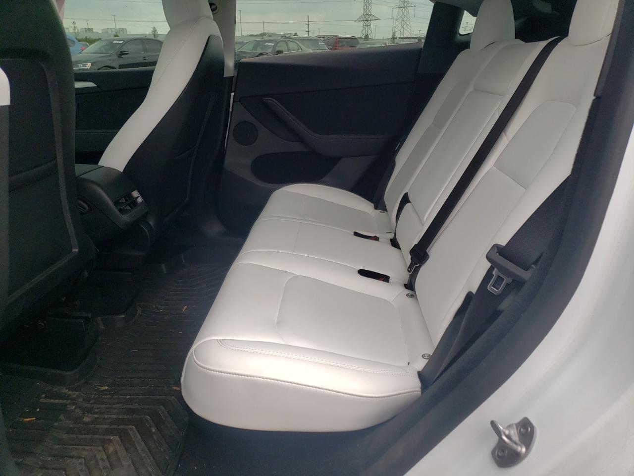 7SAYGDEF9PF702335 2023 Tesla Model Y