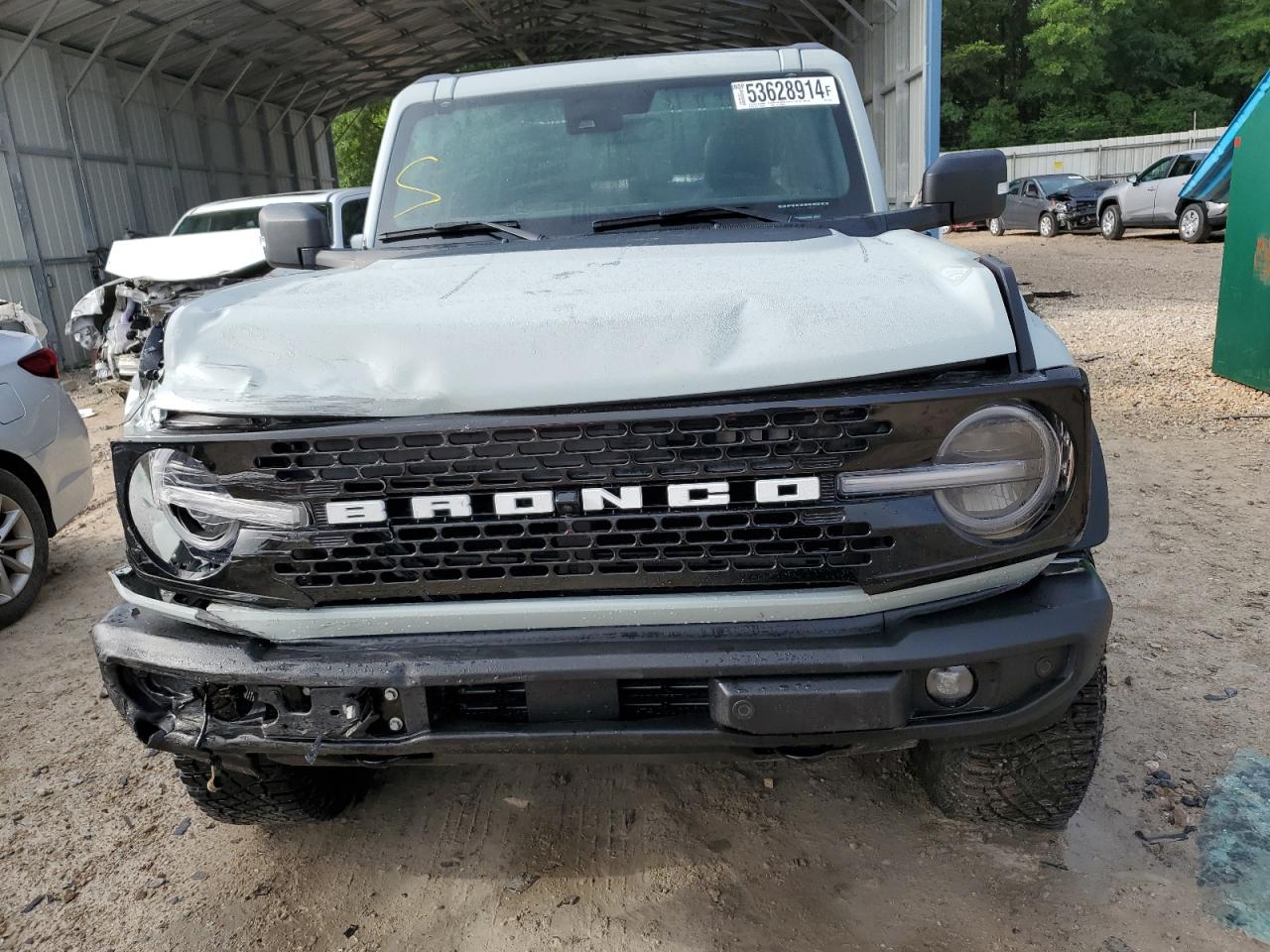 2022 Ford Bronco Base vin: 1FMEE5DP5NLB41983