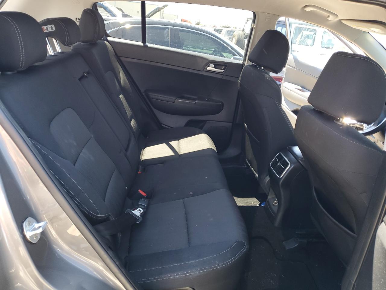 KNDPM3AC6K7513213 2019 Kia Sportage Lx