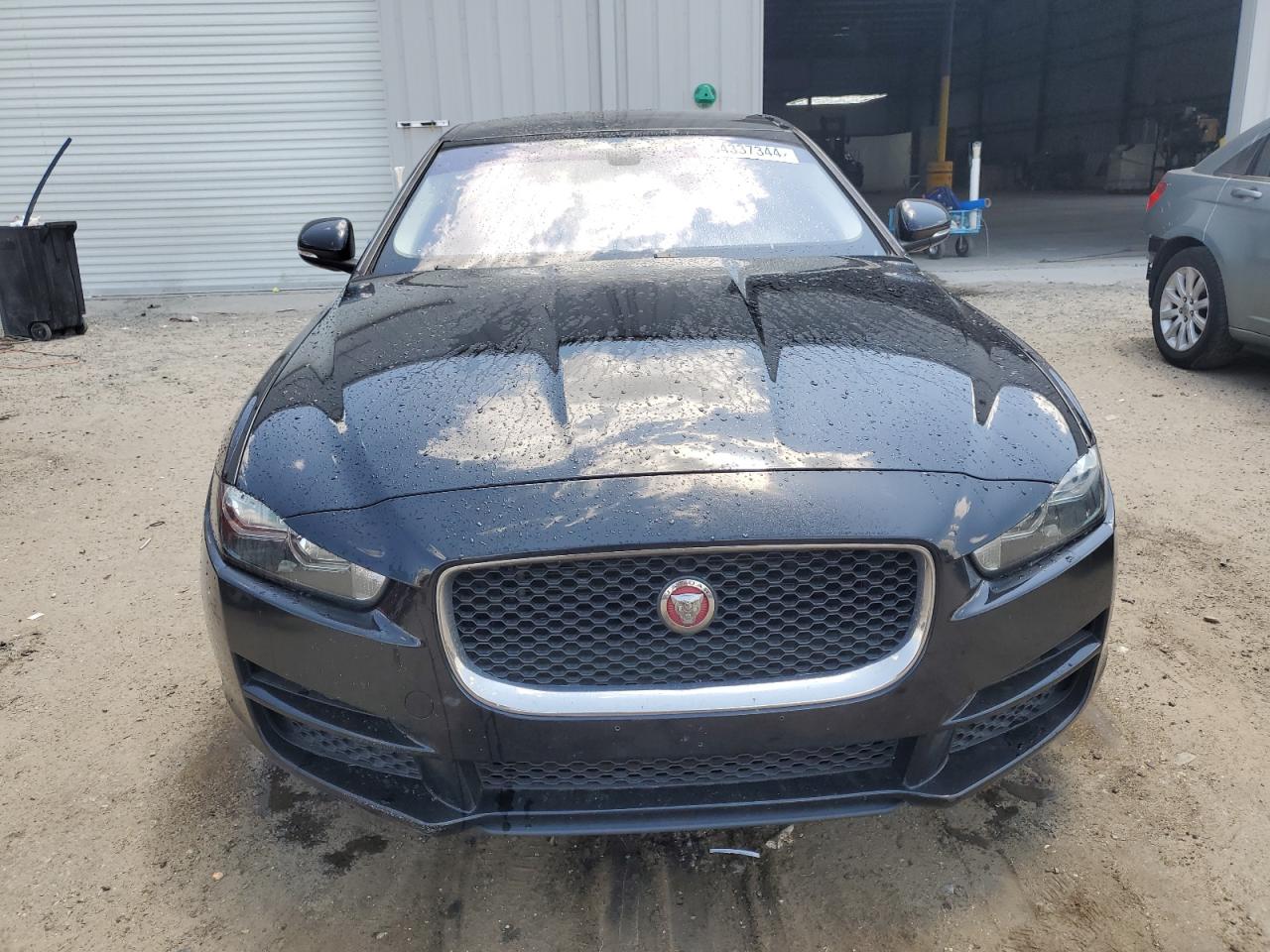 SAJAR4BG2HA969527 2017 Jaguar Xe