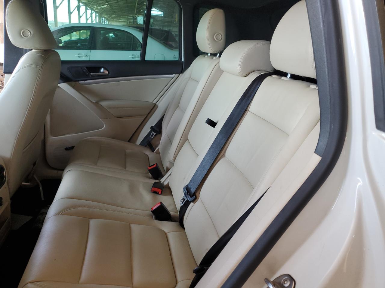 WVGAV7AX7FW029104 2015 Volkswagen Tiguan S