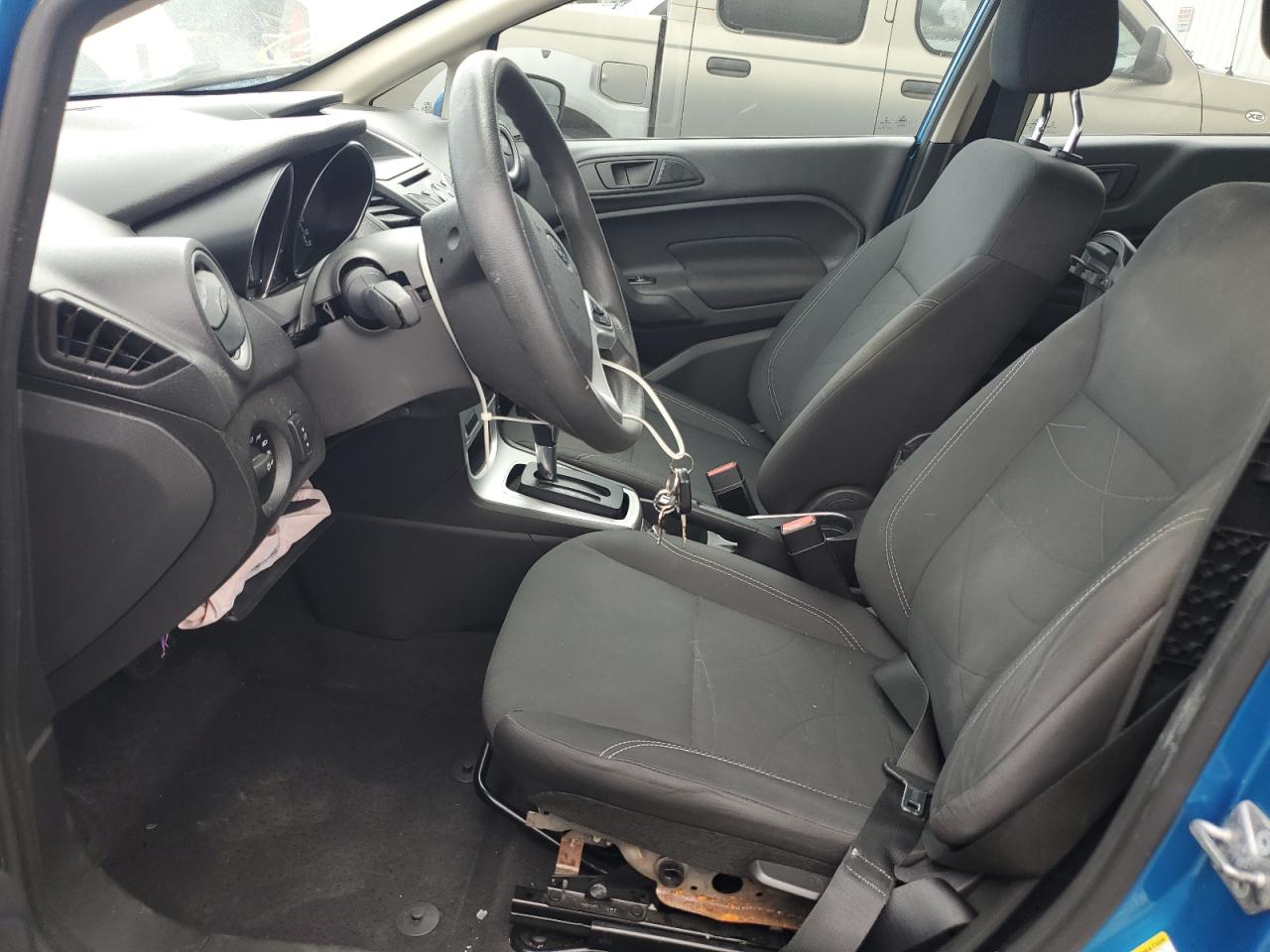 3FADP4BJ8HM172124 2017 Ford Fiesta Se