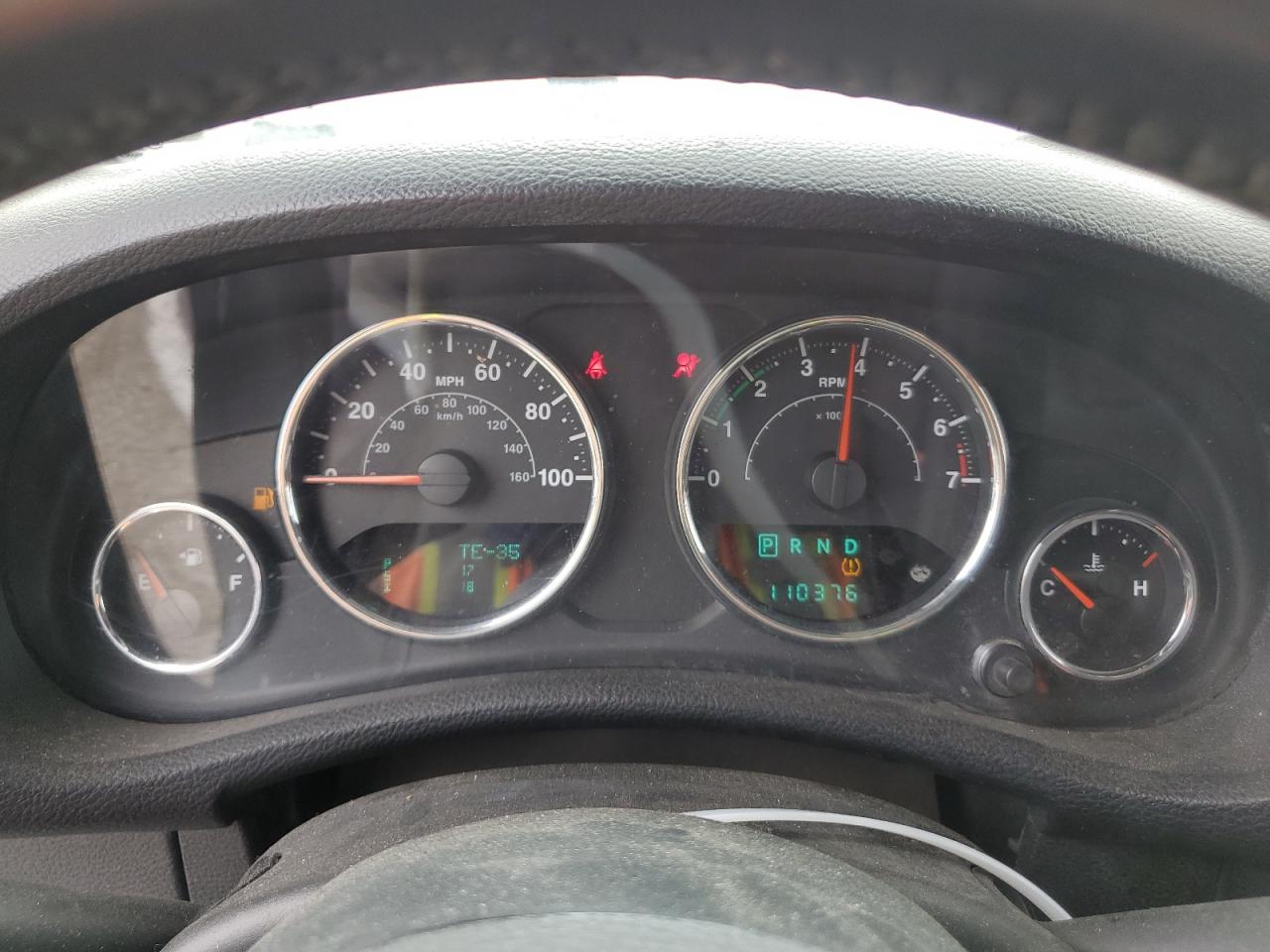 1C4HJWDG2EL106210 2014 Jeep Wrangler Unlimited Sport