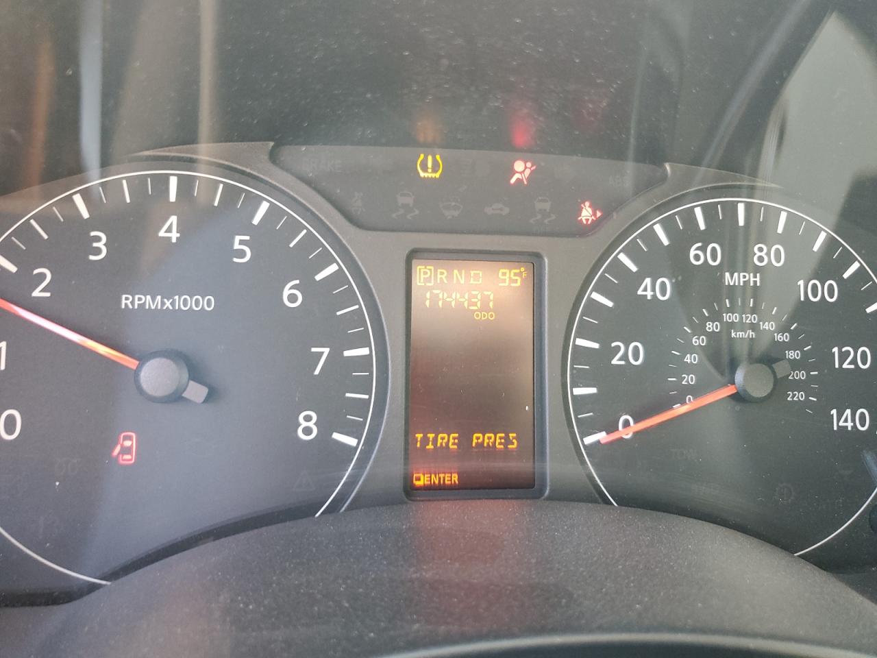 1N6BF0KM1GN807368 NISSAN NV 2016