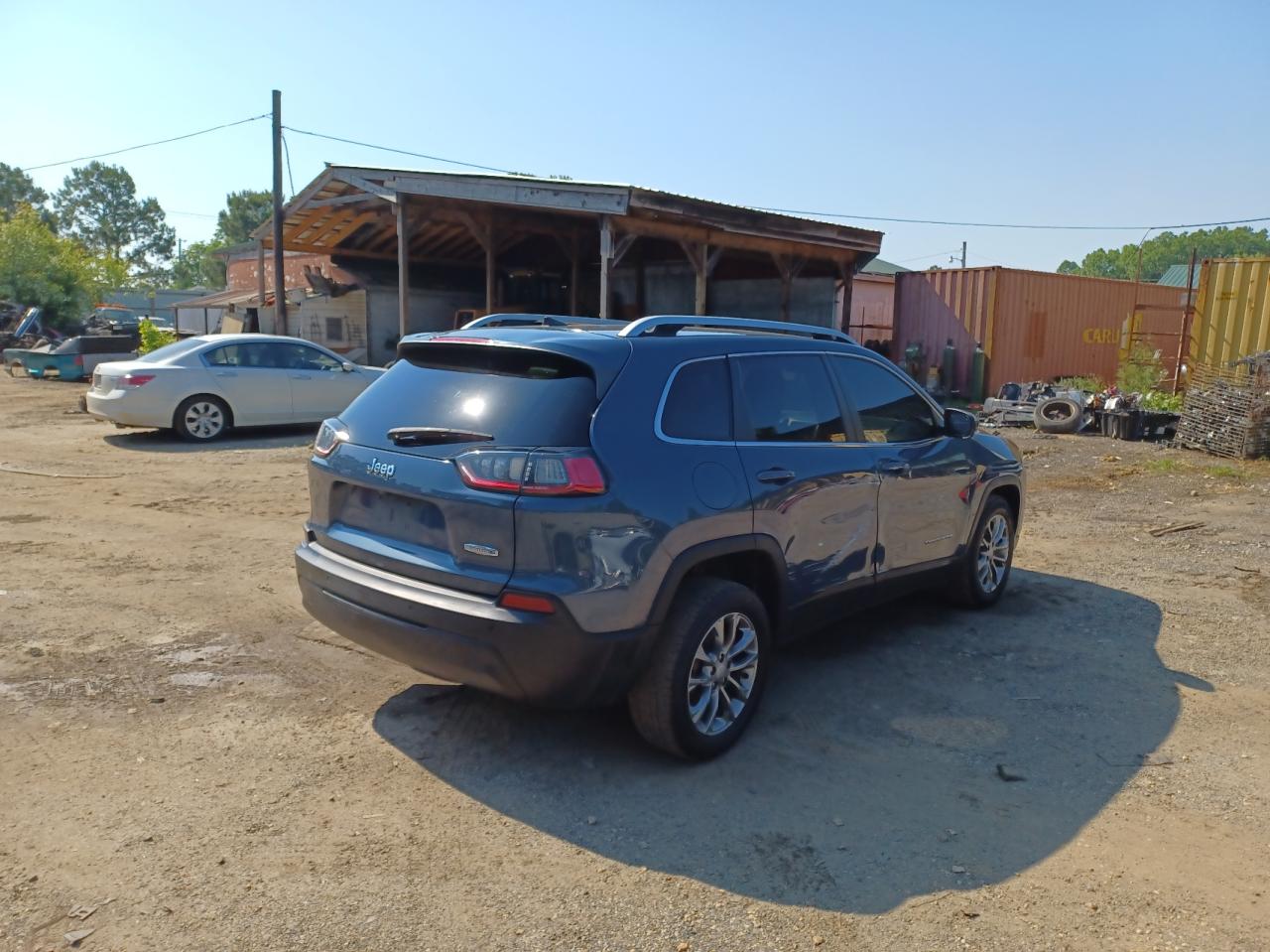 2019 Jeep Cherokee Latitude Plus vin: 1C4PJLLB3KD475101