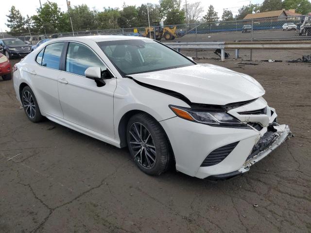 VIN 4T1B11HK8KU723135 2019 Toyota Camry, L no.4