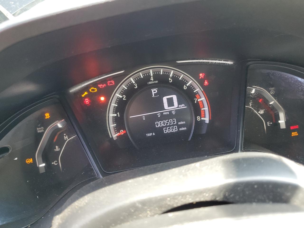 19XFC2F55JE032628 2018 Honda Civic Lx