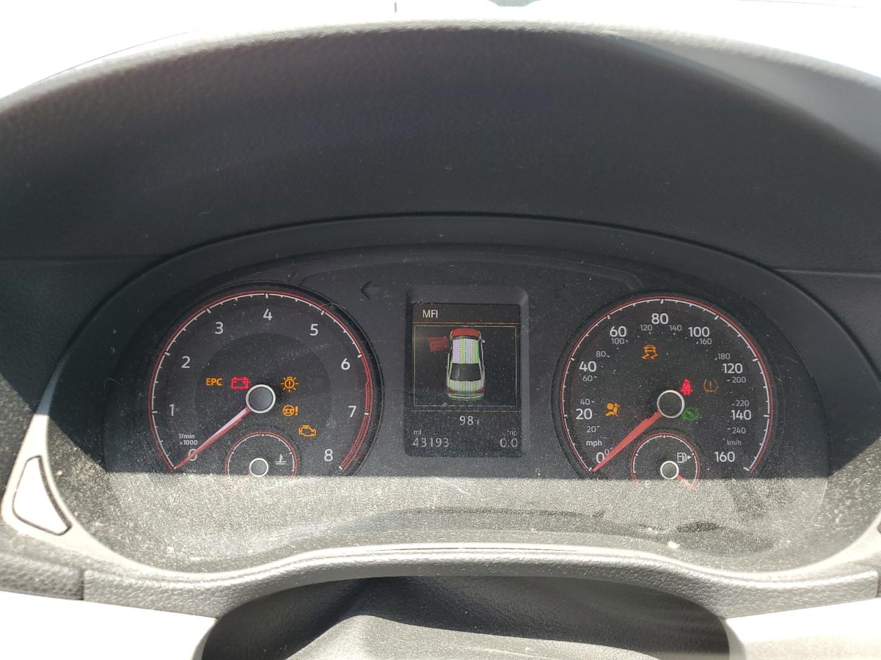 1VWSA7A33LC011680 2020 Volkswagen Passat Se