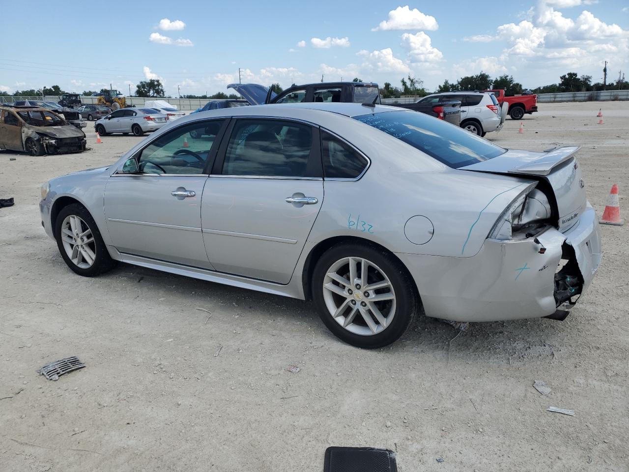 2G1WC5E37C1165384 2012 Chevrolet Impala Ltz