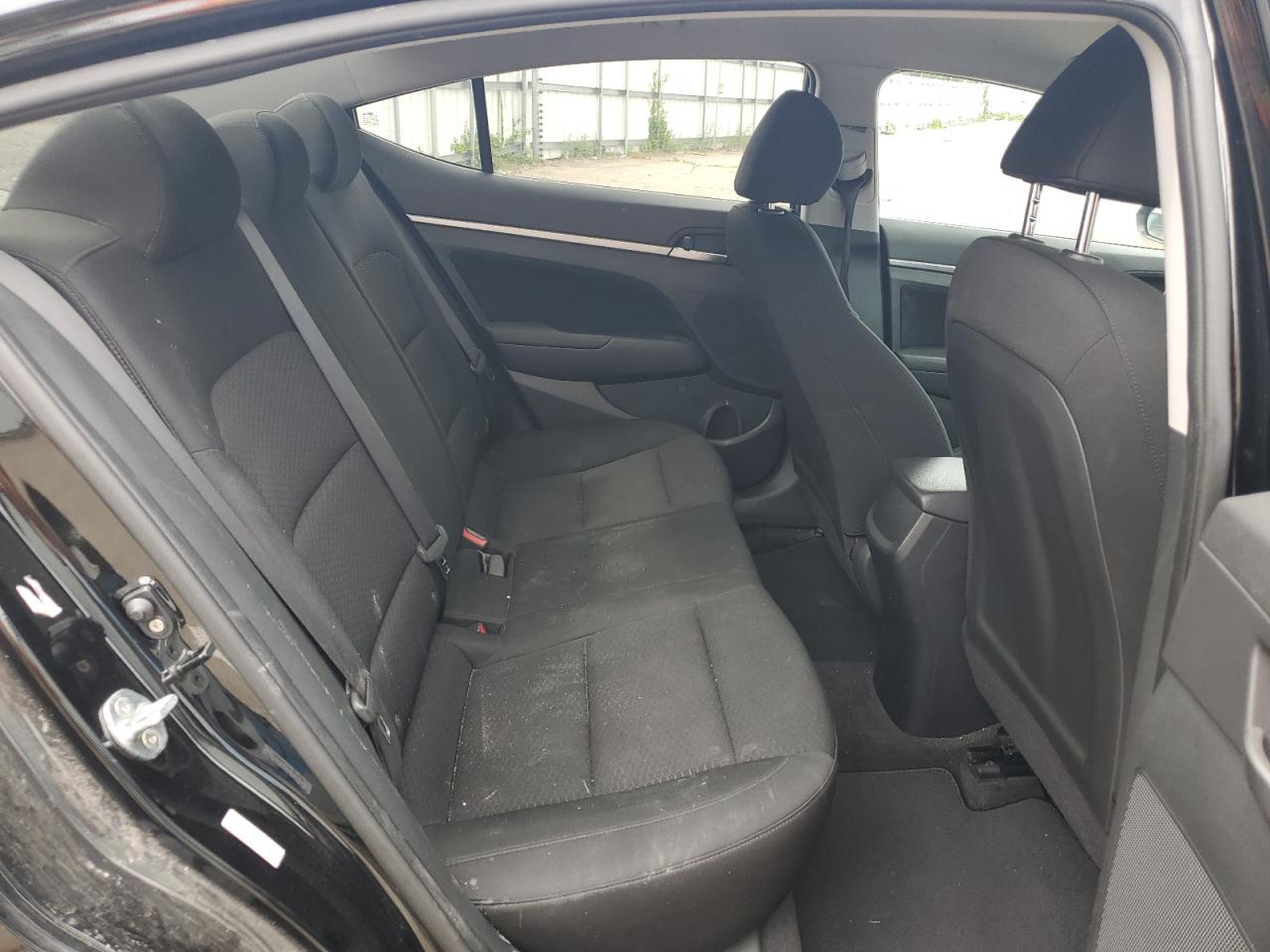 KMHD84LF9KU810154 2019 Hyundai Elantra Sel