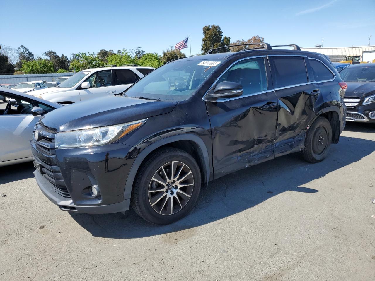 5TDJZRFH6HS359146 2017 Toyota Highlander Se