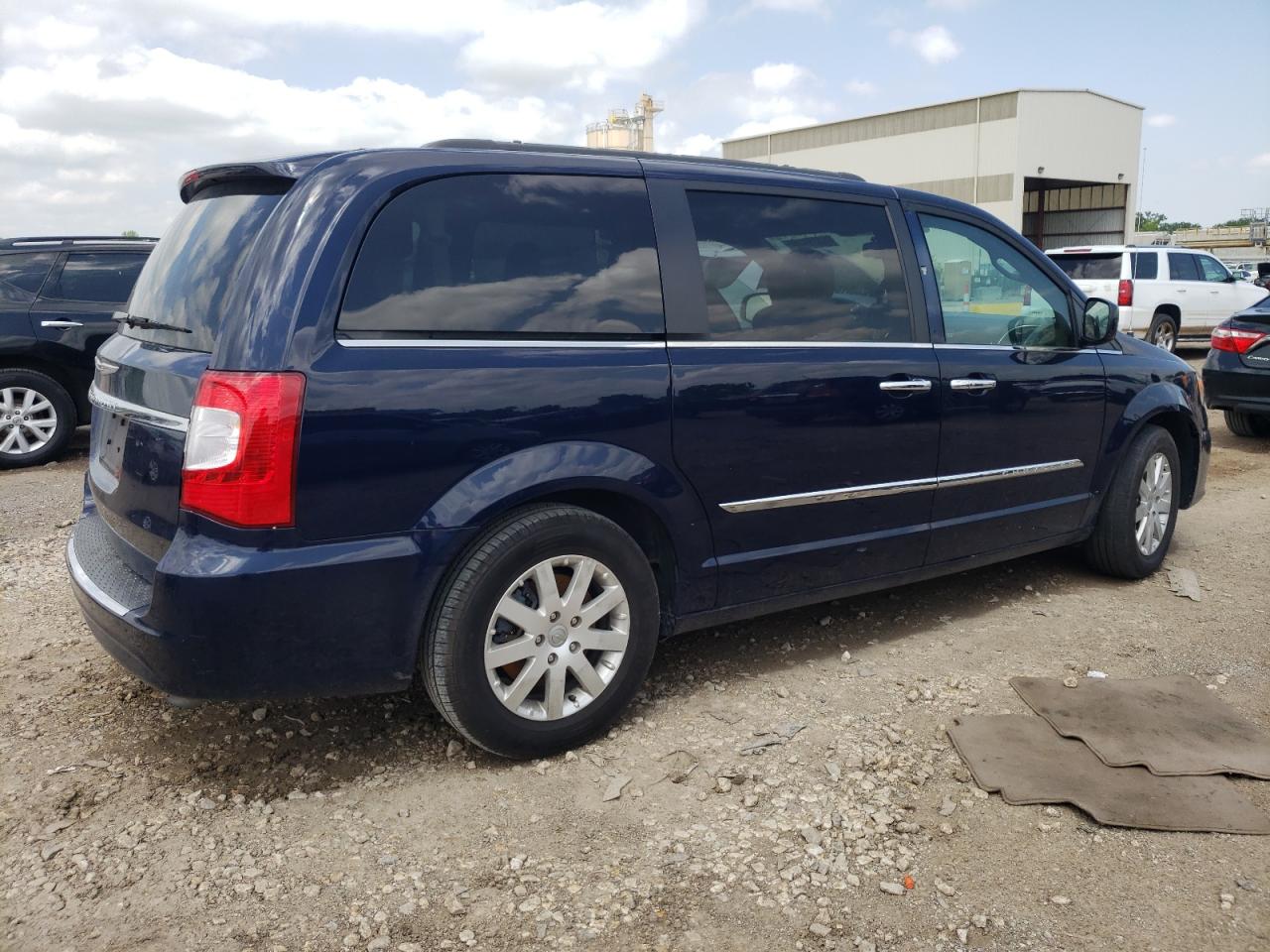 2016 Chrysler Town & Country Touring vin: 2C4RC1BG7GR149391