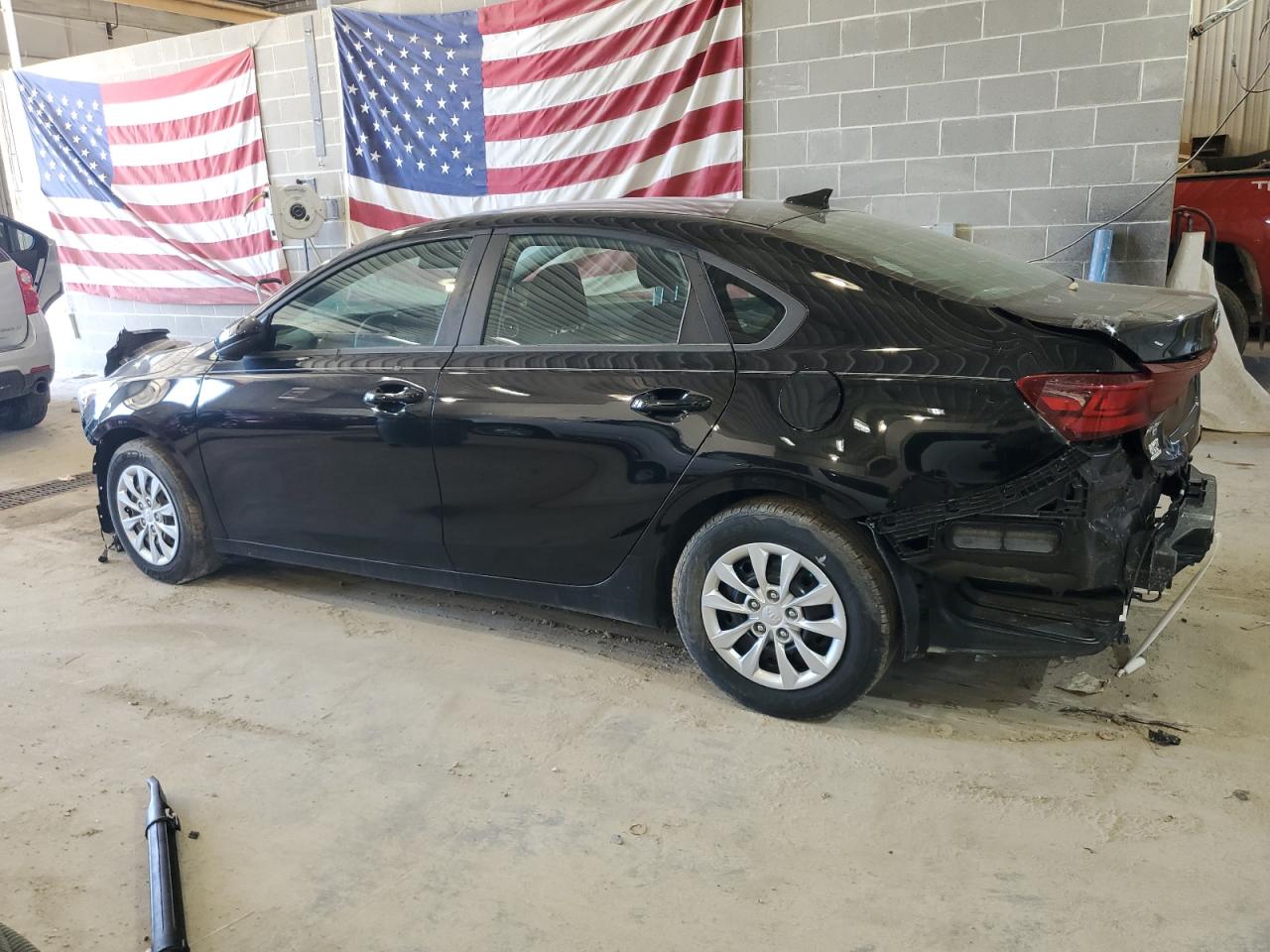 3KPF24AD1KE126956 2019 Kia Forte Fe