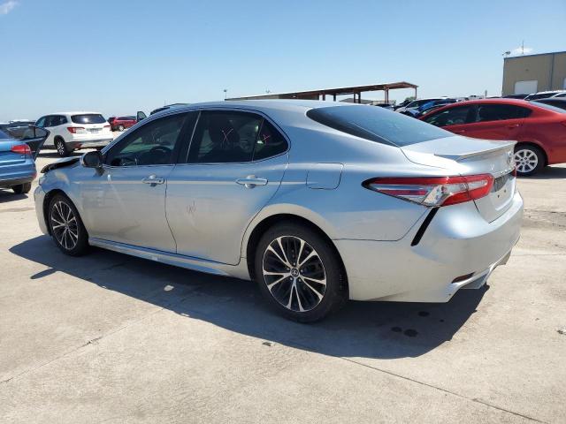 2018 Toyota Camry L VIN: 4T1B11HK2JU581654 Lot: 55495894