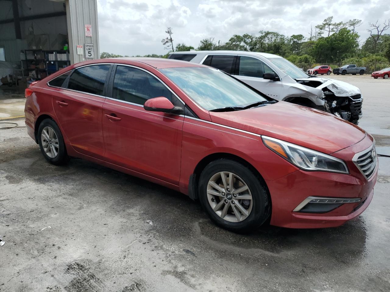 5NPE24AF8FH000480 2015 Hyundai Sonata Se