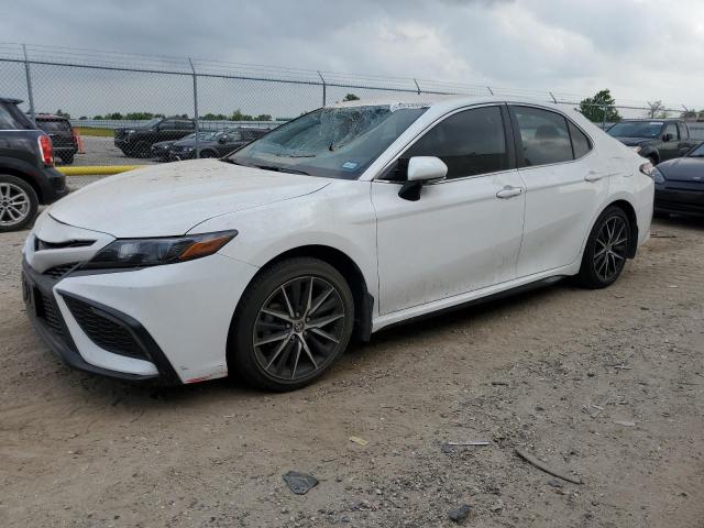 2022 Toyota Camry, SE