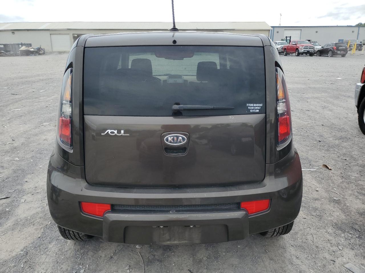 KNDJT2A22B7236778 2011 Kia Soul +