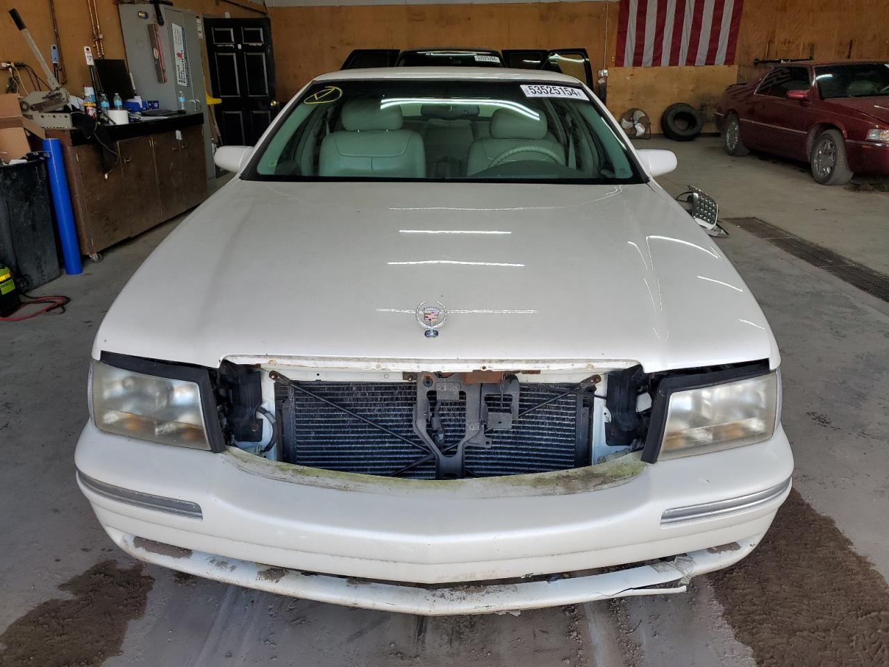 1G6KD54Y3XU778308 1999 Cadillac Deville