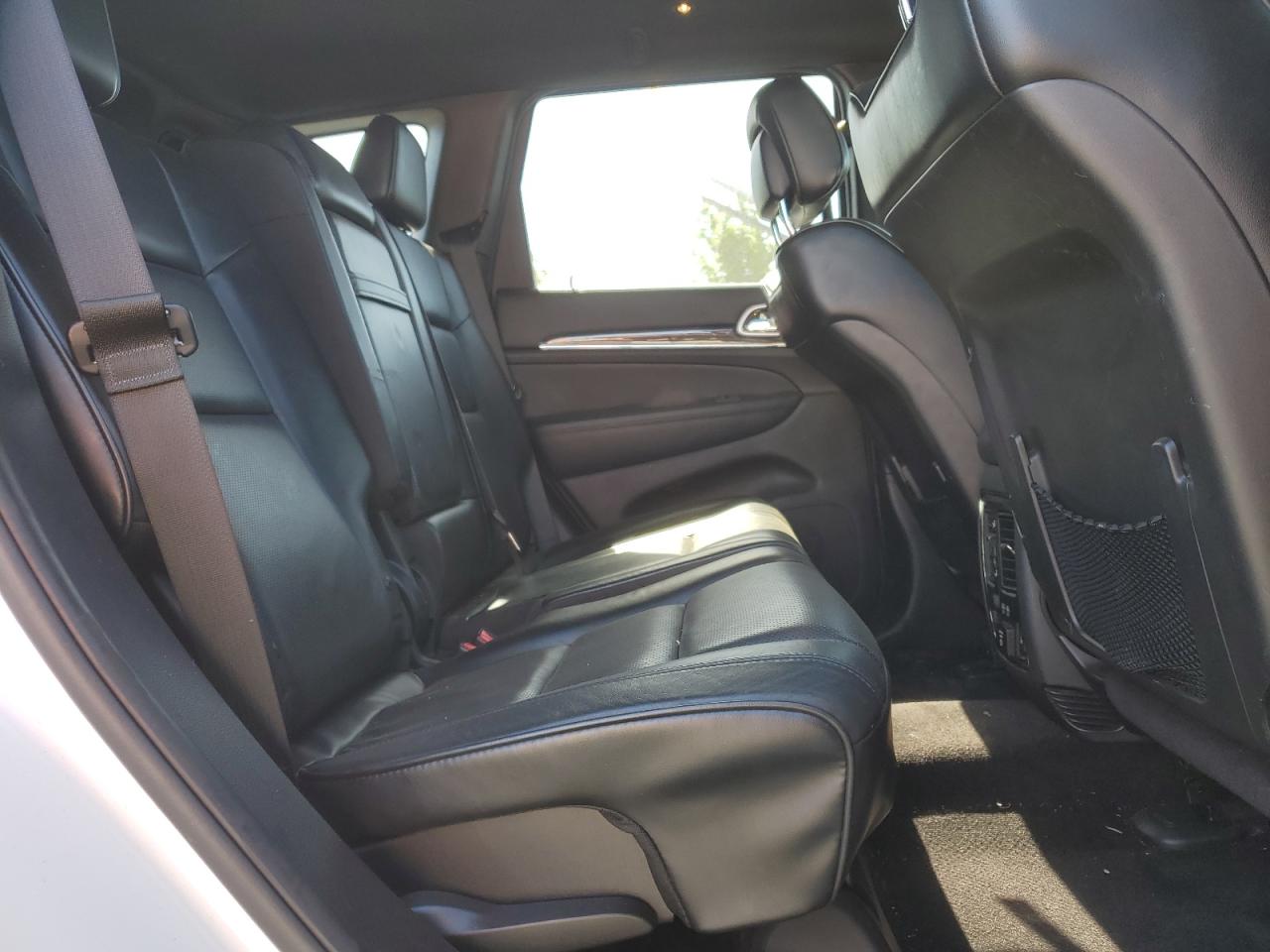 1C4RJFCG5GC438599 2016 Jeep Grand Cherokee Overland