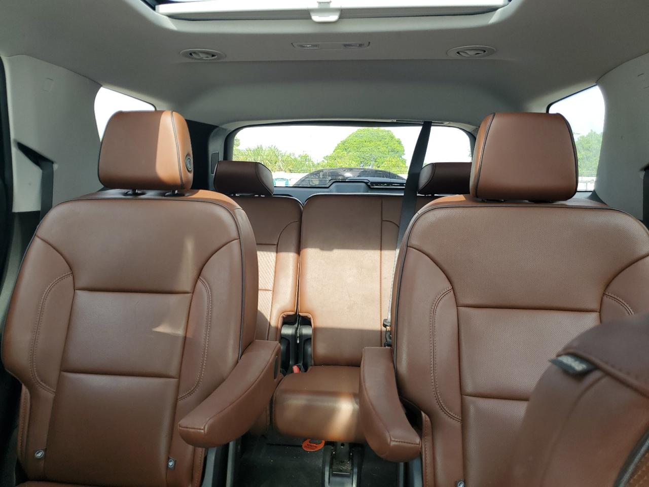 1GNEVKKW2JJ248306 2018 Chevrolet Traverse High Country