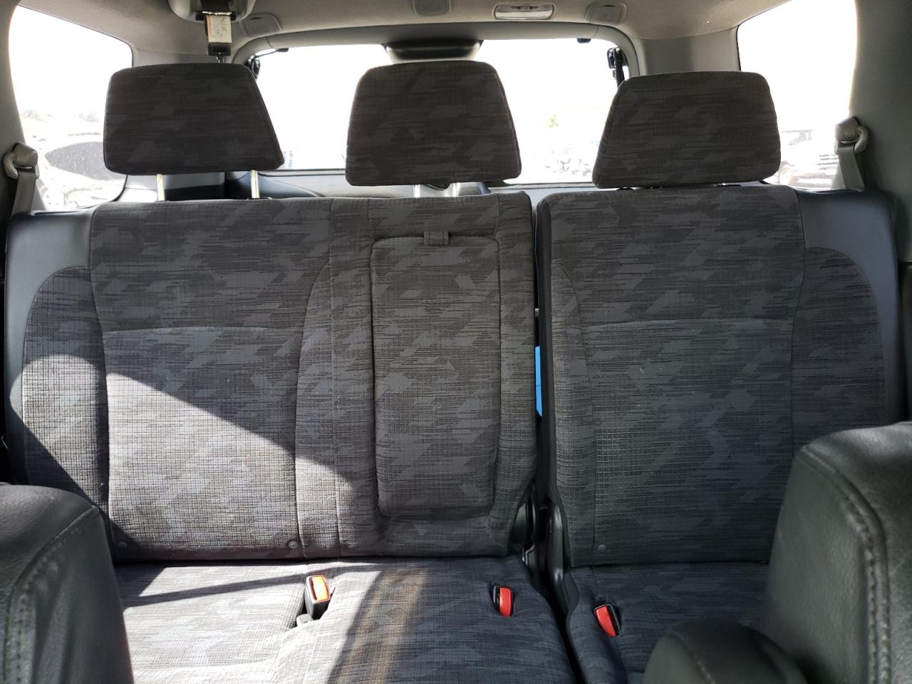 JHLRD78434C054976 2004 Honda Cr-V Lx