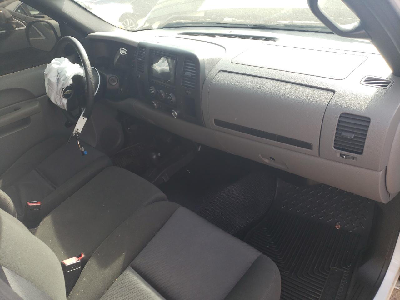 1GCNKPEX6BZ150272 2011 Chevrolet Silverado K1500