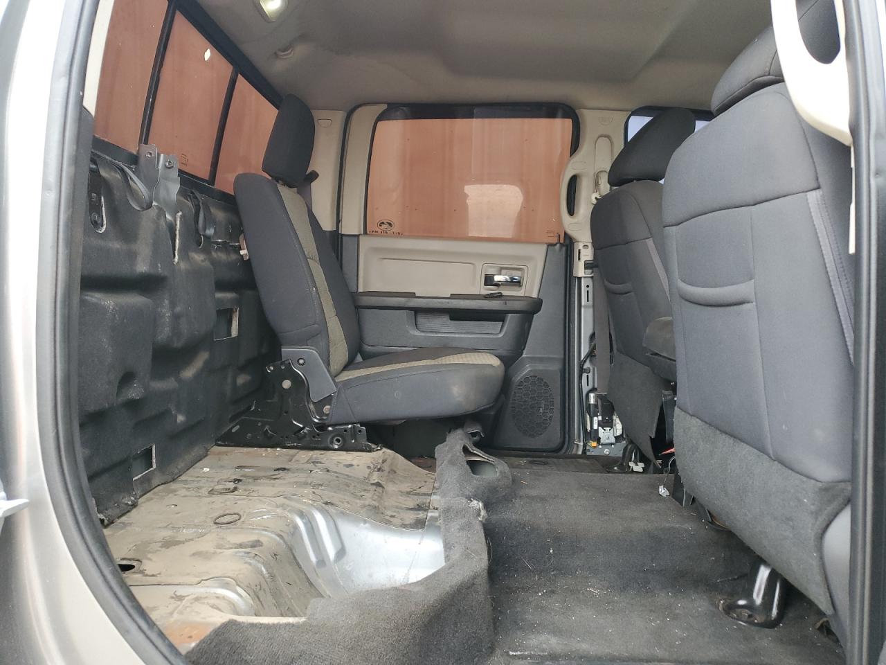 1C6RD7LT5CS320439 2012 Dodge Ram 1500 Slt