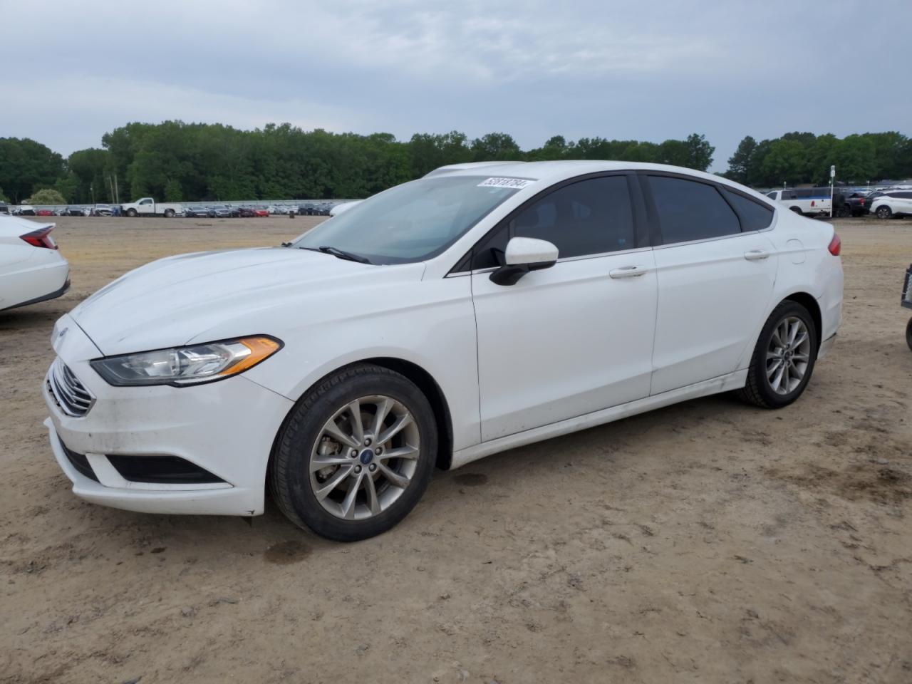 3FA6P0H7XHR355685 2017 Ford Fusion Se