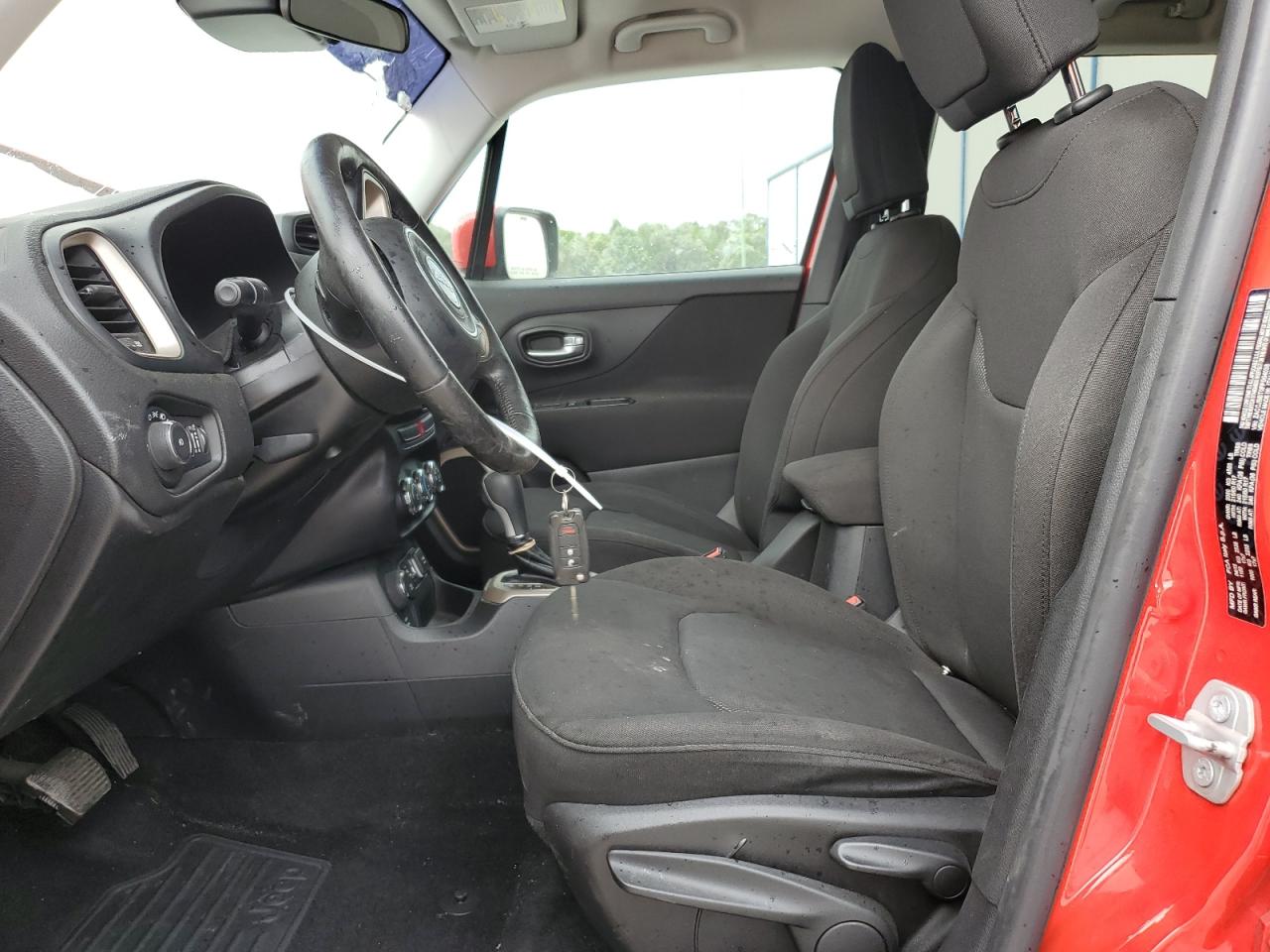 ZACCJBBT0FPB64038 2015 Jeep Renegade Latitude